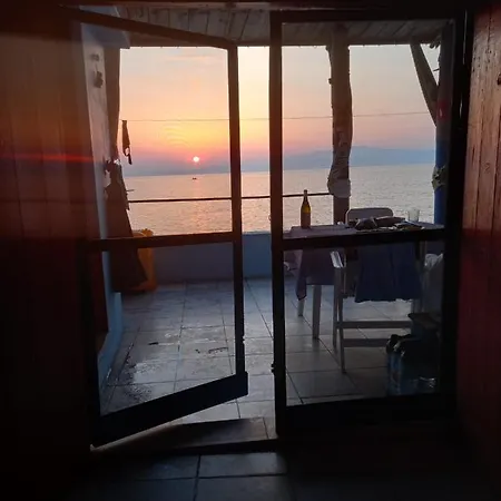 Apartment Amfialos *
